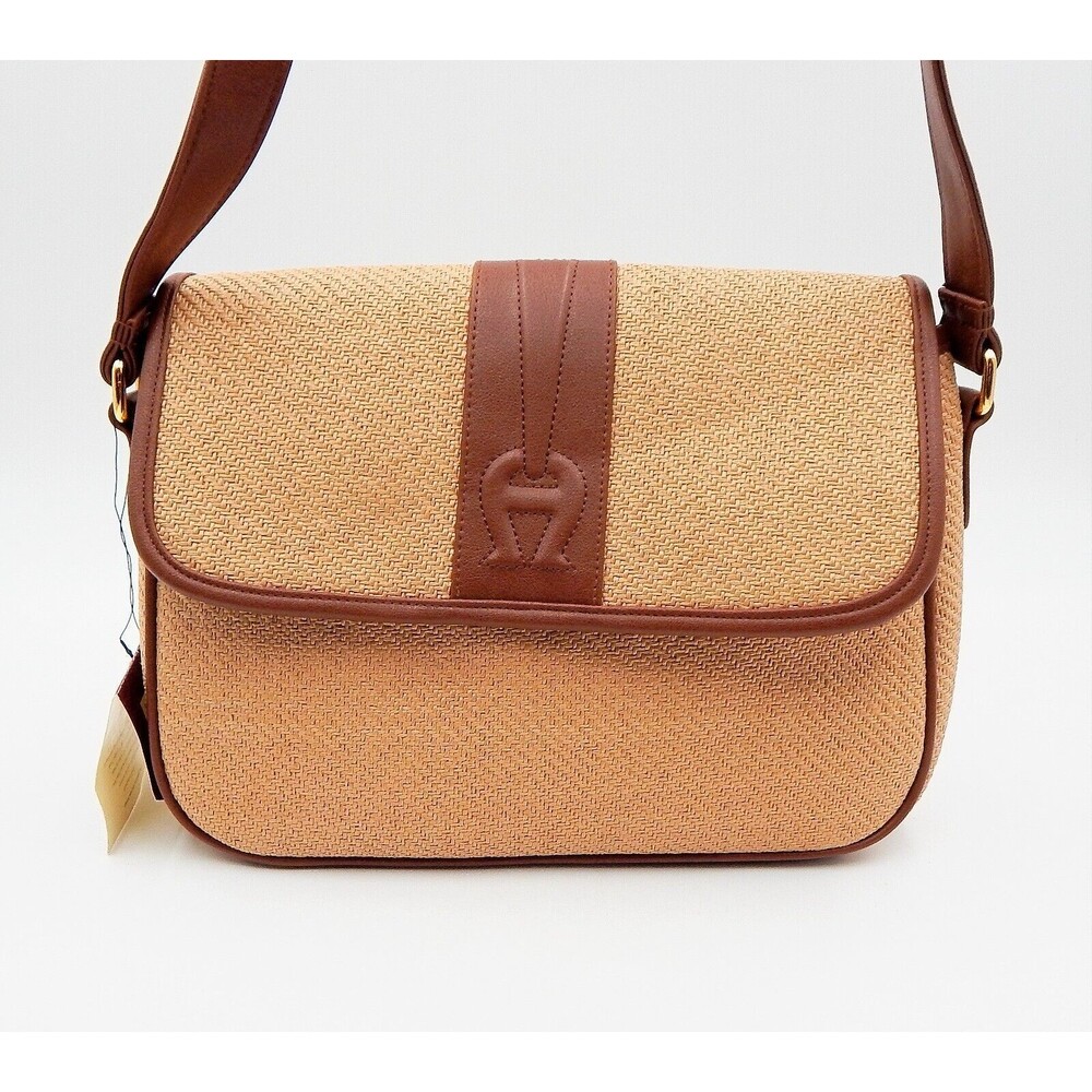 Etienne Aigner Woven Envelope Style Handbag Shoulder Bag Purse Faux Leather Tag